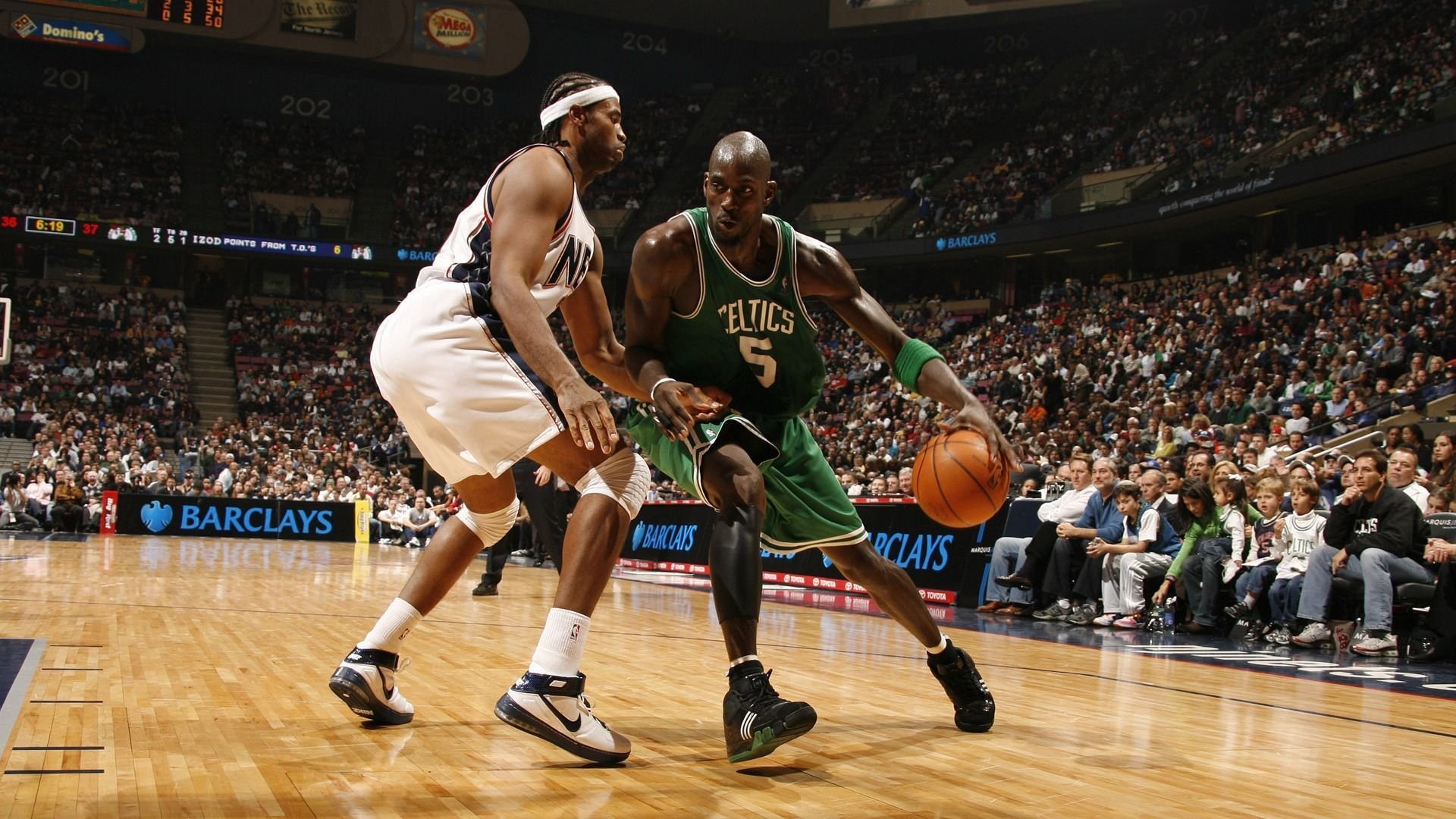 kaiyun·(中国)官方网站-科维托娃宣布回归新规，利物浦争议持续发酵，体坛双线焦点引爆舆论